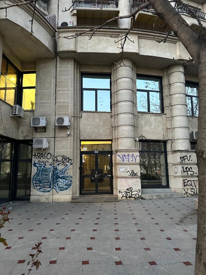 Unirii Lake Tribunal Bucharest Exterior photo