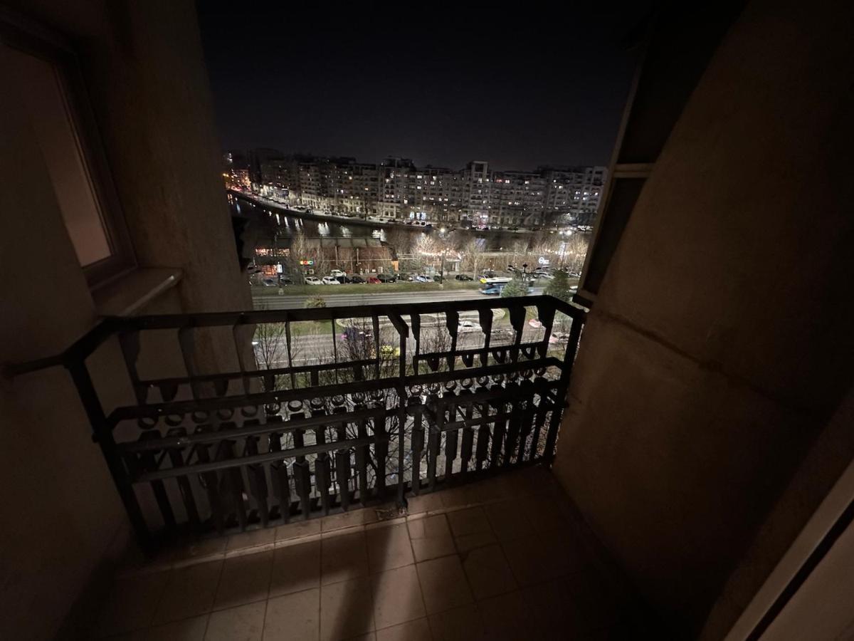 Unirii Lake Tribunal Bucharest Exterior photo