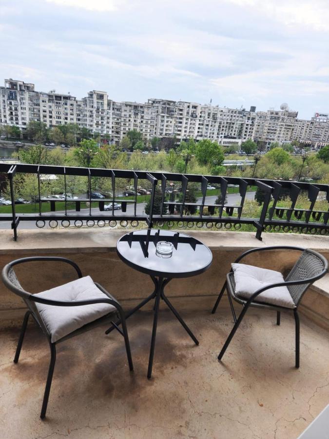 Unirii Lake Tribunal Bucharest Exterior photo
