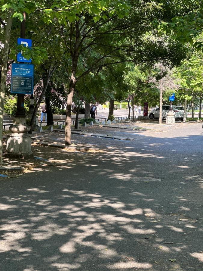 Unirii Lake Tribunal Bucharest Exterior photo